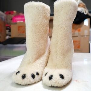 Anya Hindmarch Shearling Boots Polar Bear Paw Chalk